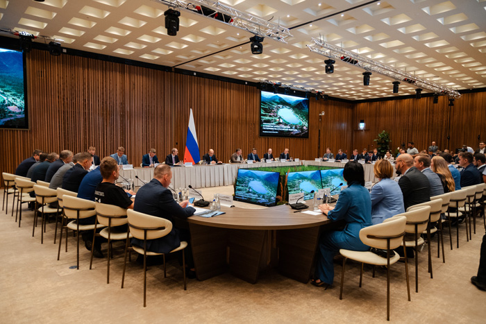 Совещание по развитию туризма с участием премьер-министра России