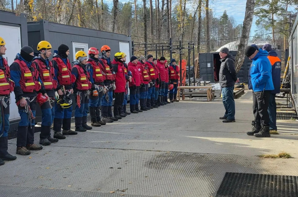 Спасатели всесезонного курорта «Манжерок» успешно прошли аттестацию и подтвердили своё мастерство